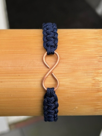 Armband van Paracord (donkerblauw) met infinity van Koper (man/heren)