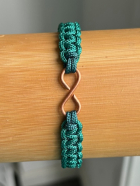 Armband van Paracord (metallic groen op legergroen) met infinity van Koper (man/heren)