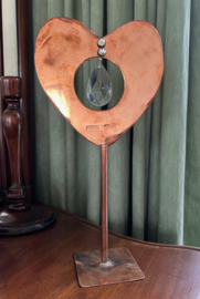Staand hart van Koper met druppel 30x15cm