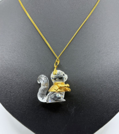 Goud met eekhoorn hanger 9450/000/015