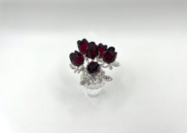 Vaas met rode rozen 9448/000/026