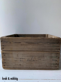 Stoere houten kist met gaas