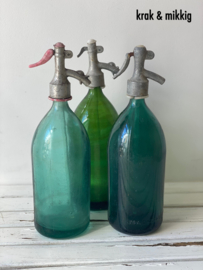 Oude brocante groene spuitfles 3