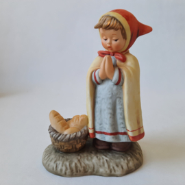 GN - BH26/P Peasant girl with basket / Meisje met mand