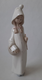 Lladro - Meisje met mandje (Nativity  #4678)