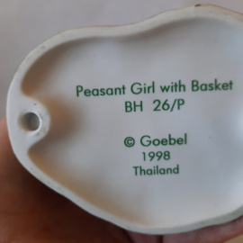 GN - BH26/P Peasant girl with basket / Meisje met mand