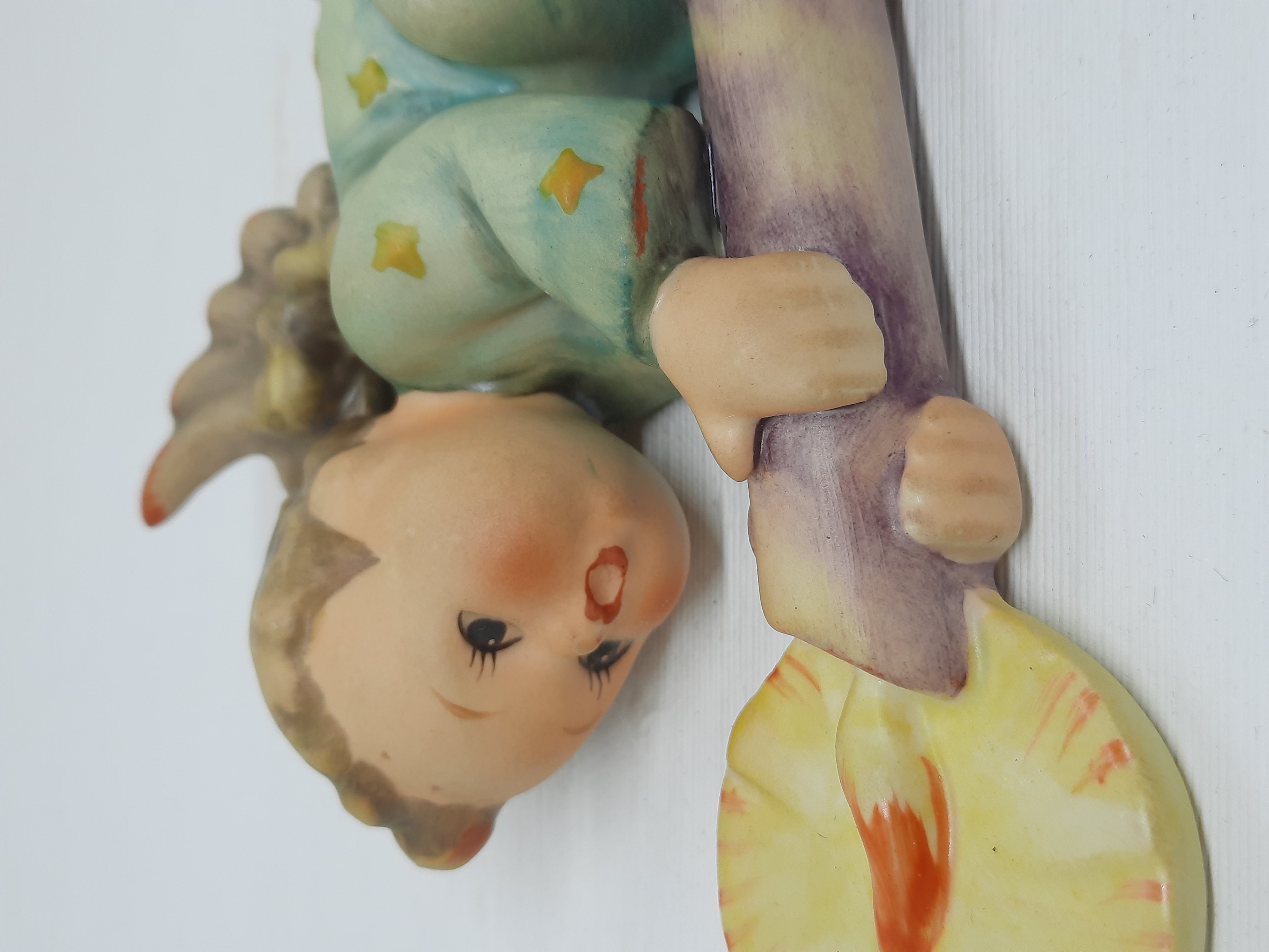 GE - 323 - Merry Christmas Angel on cloud with candle