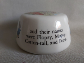 BP - WW - Peter Rabbit - Flopsy, Mopsy & Cottontail paper weight