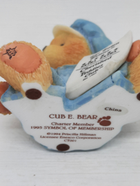 CT - CT001 - Bear with newspaper