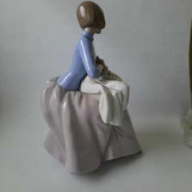 Lladro -  Mother's joy (#1381)
