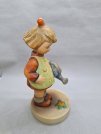 GH - 74 - Little gardener