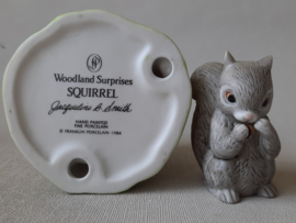 FP - Franklin Porcelain Woodland Surprise  Eekhoorn/Squirrel