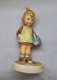 GH - 74 - Little gardener