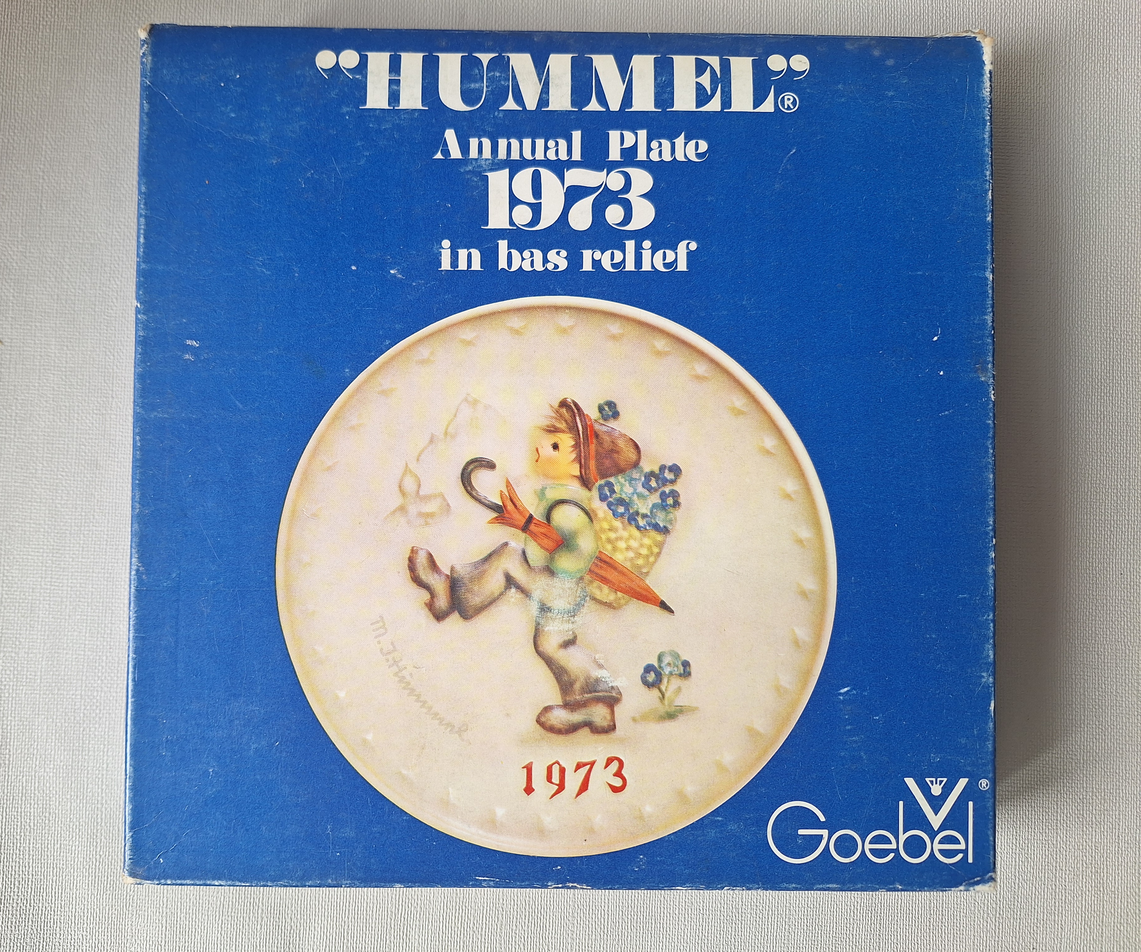 GH - Reliëfbord - Jaarbord 1973 met doos