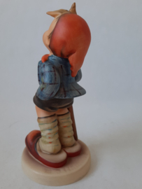 GH - 16 - Hiker Boy (15 cm)