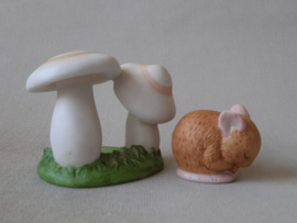 FP - Franklin Porcelain Woodland Surprise Muis / Mouse