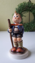 GH - 16 - Hiker Boy (10 cm)