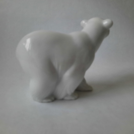 Lladro - Attentive Polar Bear