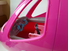 Barbie vliegtuig met piloot en enkele accessoires