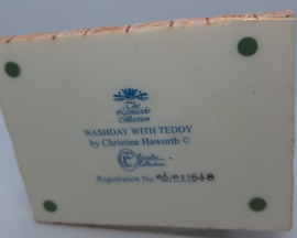CH - LC - Washday with Teddy