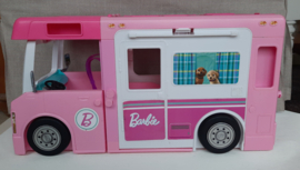 Barbie droomcamper met accessoires