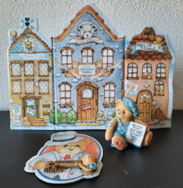 CT - CT001 - Bear with newspaper (set CRT069)
