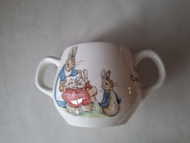 BP - WW - Peter Rabbit - Flopsy, Mopsy & Cottontail mok met 2 oren