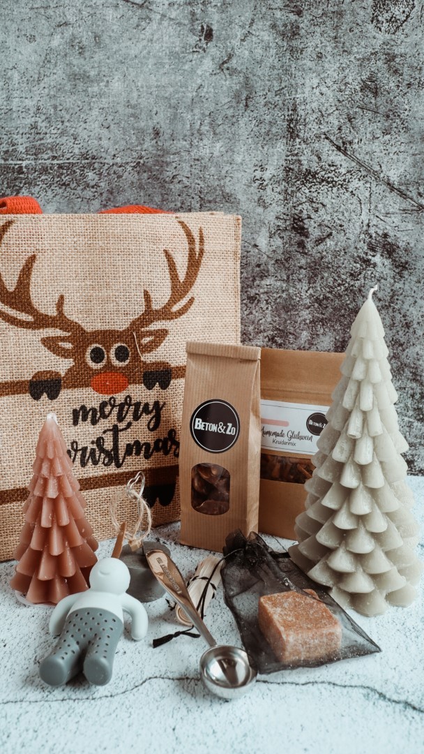 Kerstpakket samen stellen