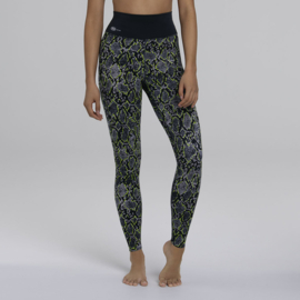 Sport tights massage
