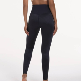 Sport tights massage