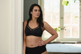 Clara Art Zwart en Crystal Bloem