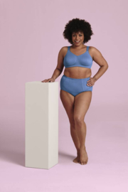 Lisa Blue Heaven