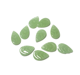 Bladvormige kralen - licht jadegroen - 10 stuks
