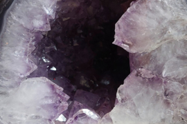 Amethist geode Brazilië
