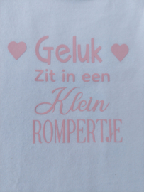 Rompertje wit Geluk zit in een klein rompertje