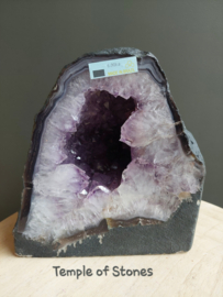 Amethist geode Brazilië