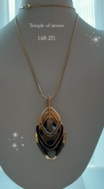 Lange goudkleurige ketting