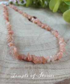 Maansteen spilt ketting