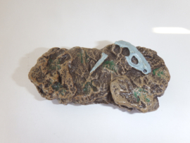 Rock + skull