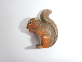 096. Japanese Squirrel (Summer) Sciurus lis