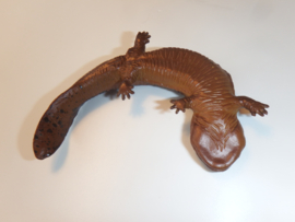 Giant Salamander (brown,  brandless)