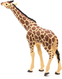Giraffe eating  Papo