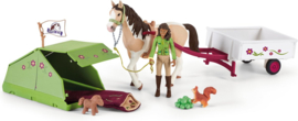 Sarah's Kampeeruitstapje   Schleich 42533