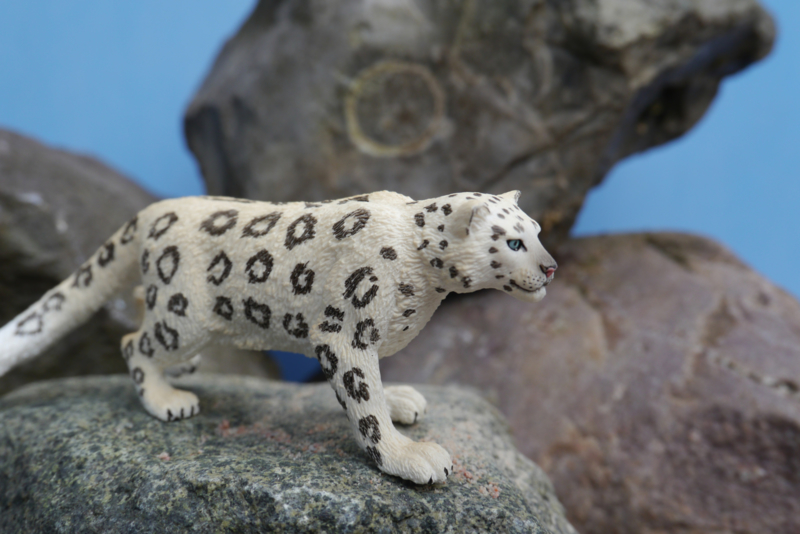 schleich snow leopard