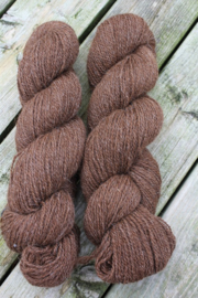 Betsy's Alpaca garen bruin
