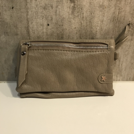 Clutch taupe  17 x 12