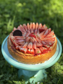 CHEESE CAKE
