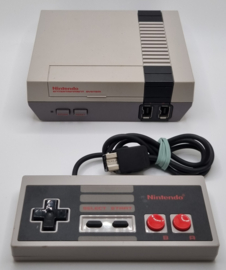 Nintendo Classic Mini: Nintendo Entertainment System (complete)