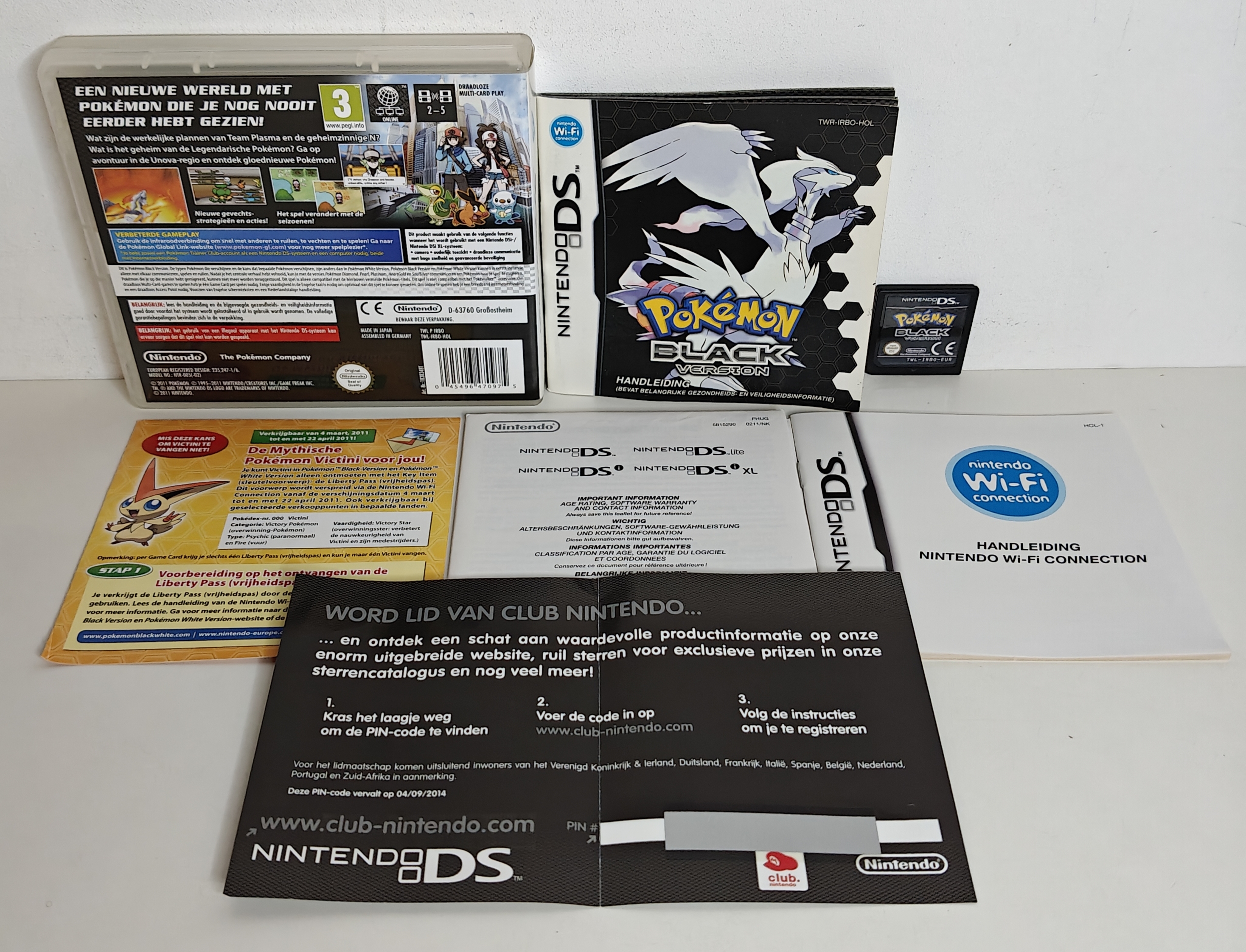 DS Pokémon Black Version (CIB) HOL