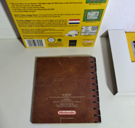GB Pokémon Yellow Version - Special Pikachu Edition (CIB) NHAU